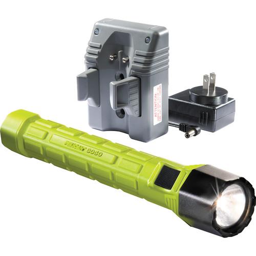 Pelican 8050 M11 Rechargeable Xenon Flashlight