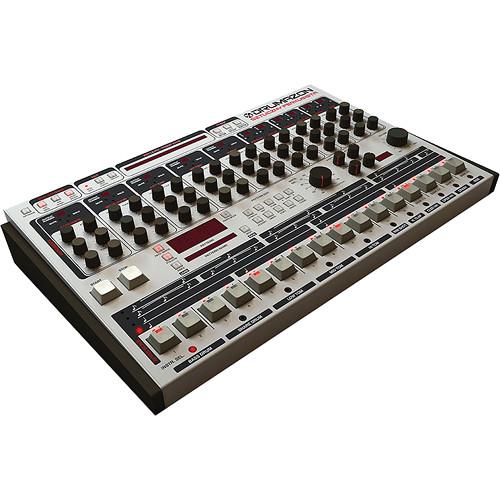D16 Group Drumazon Drum Machine 909 Emulation Plug-In