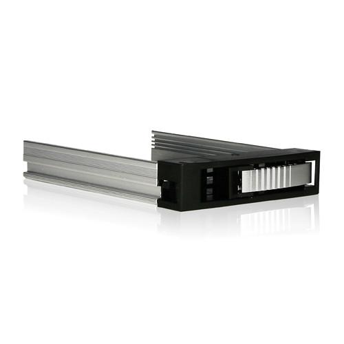iStarUSA BPU Series and T-7M1-SATA Tray with Aluminum Handle