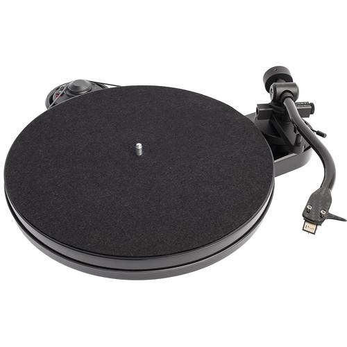 Pro-Ject Audio Systems RPM 1 Carbon Manual Turntable