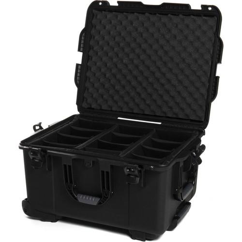Nanuk 960 Protective Rolling Case with Foam Dividers