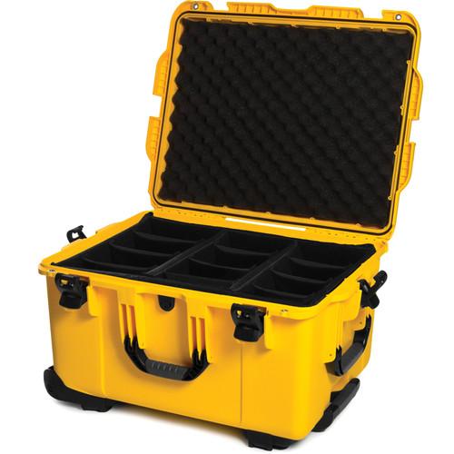 Nanuk 960 Protective Rolling Case with Foam Dividers