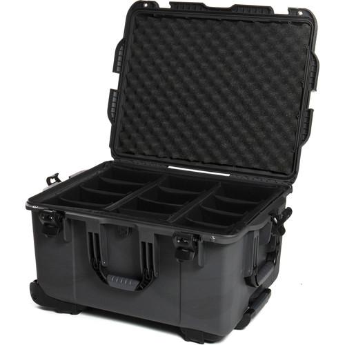 Nanuk 960 Protective Rolling Case with Foam Dividers