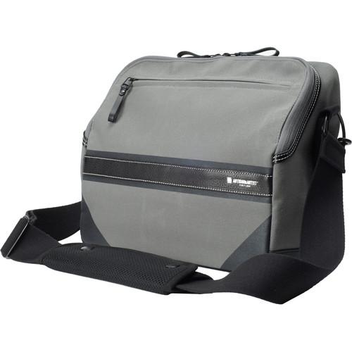 Artisan & Artist ACAM-9300 Camera Shoulder Bag
