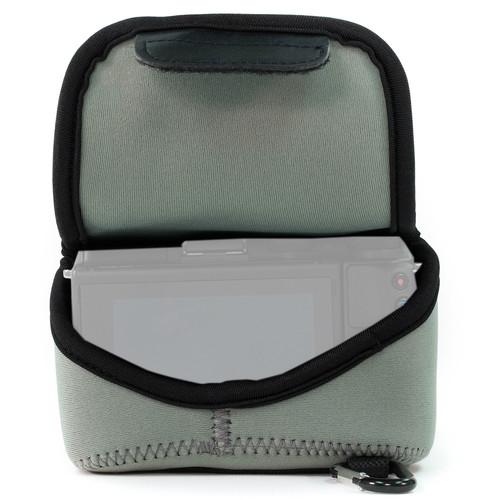MegaGear MG1037 Ultra Light Neoprene Case with Carabiner for Canon EOS M5 with 15-45mm