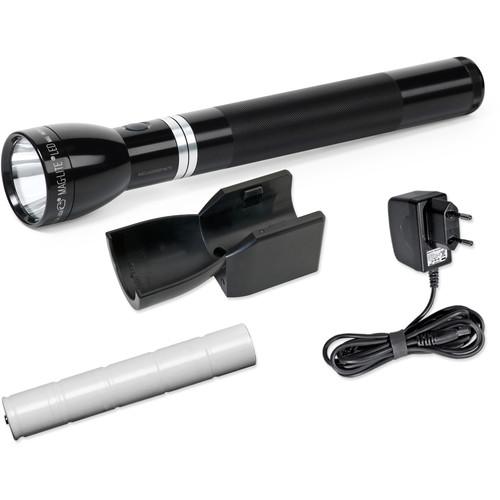 Maglite Mag Charger LED Rechargeable Flashlight with 230 VAC Converter