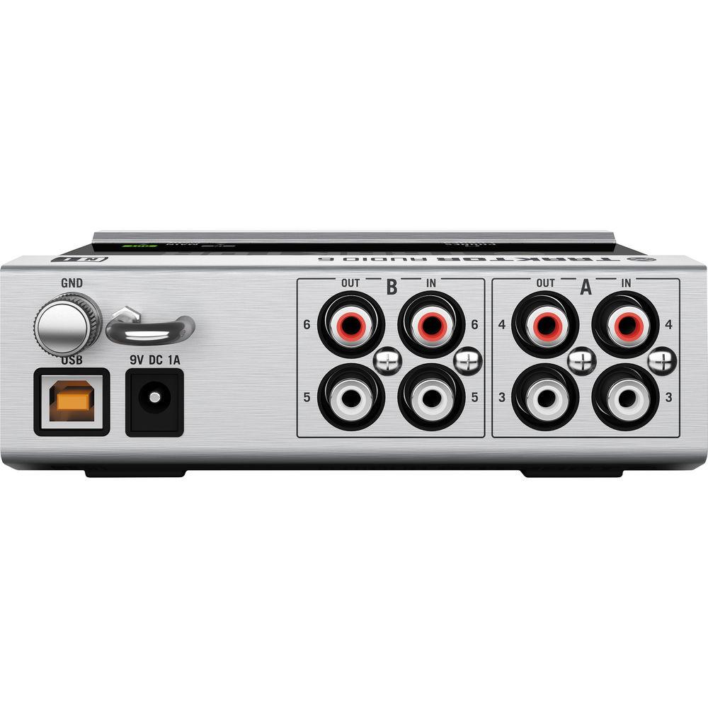 Native Instruments TRAKTOR Scratch A6 - AUDIO 6 DJ Advanced DJ Audio Interface and TRAKTOR Scratch Pro 2 DJ Software License