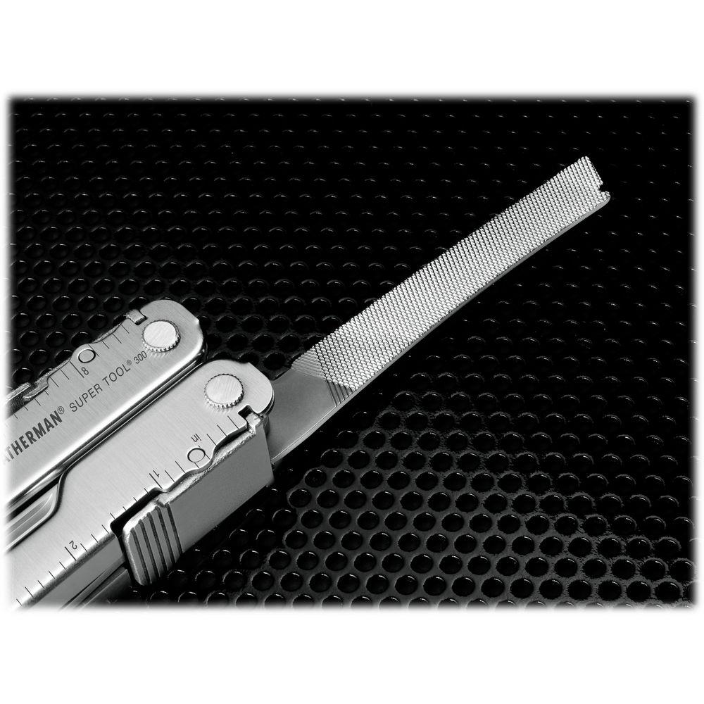 Leatherman Super Tool 300 Multi-Tool with Leather Box Sheath