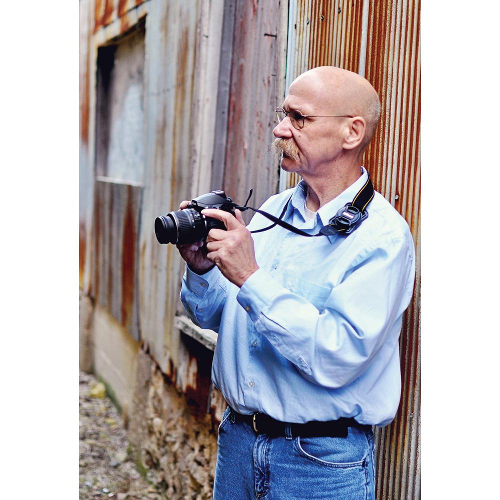 CapBuckle Lens Cap Holder