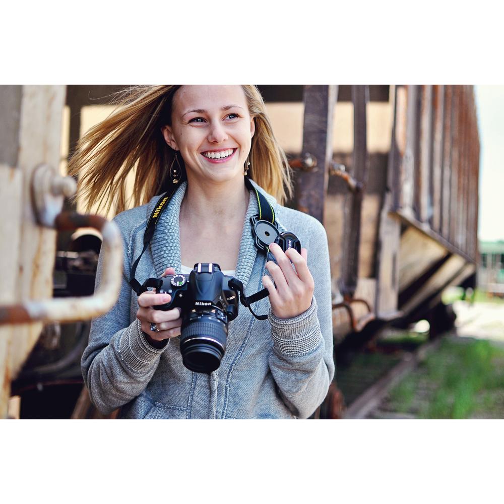 CapBuckle Lens Cap Holder