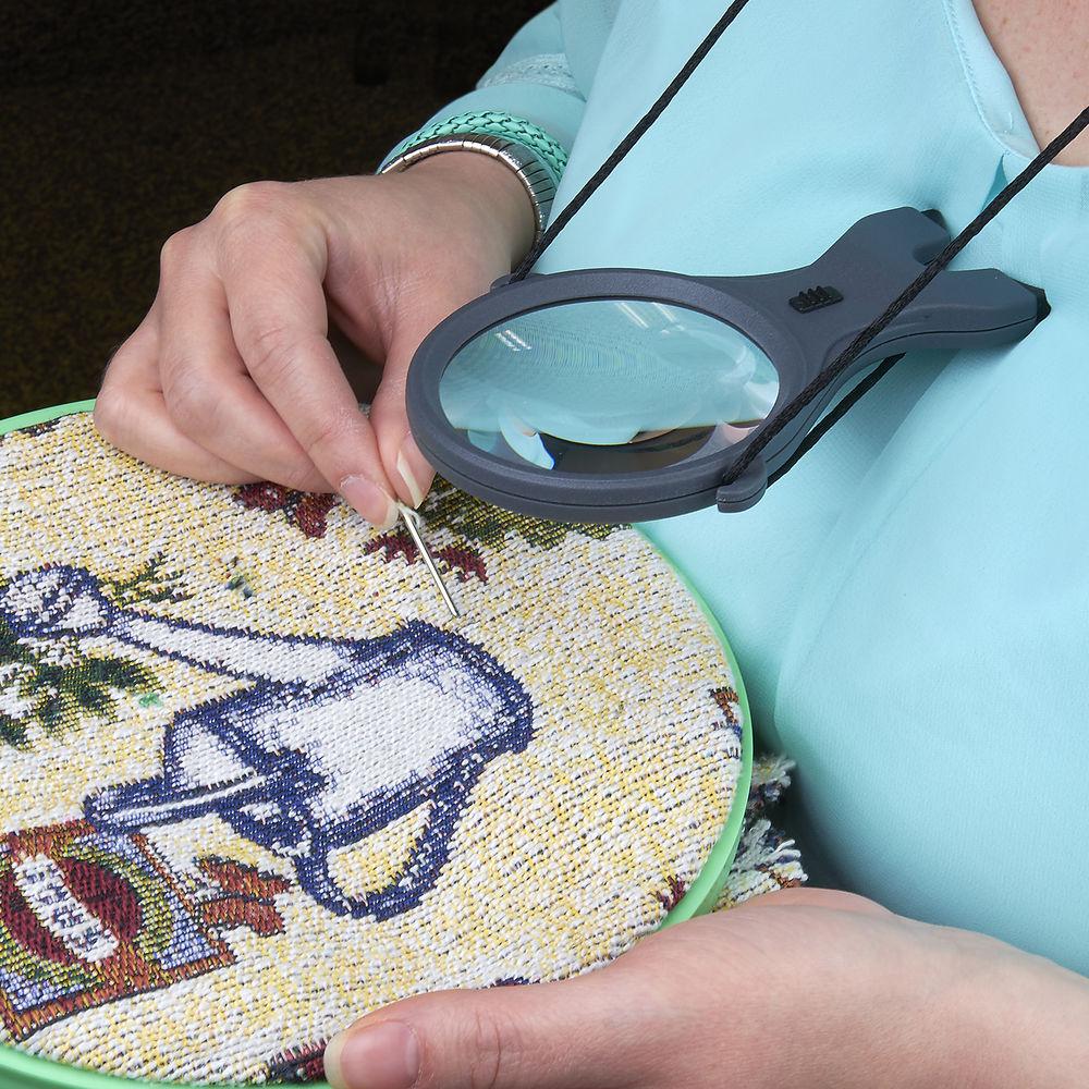 Carson LK-30 Lighted MagniLook Magnifier