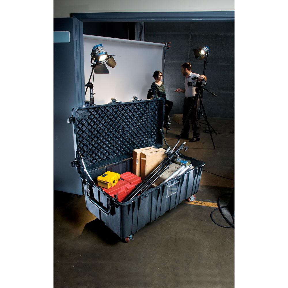 Pelican 0550 Transport Case with Foam