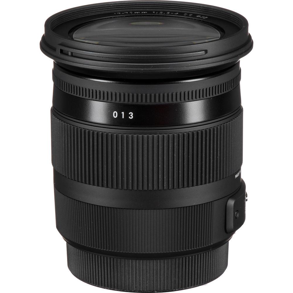 Sigma 17-70mm f 2.8-4 DC Macro HSM Lens for Pentax