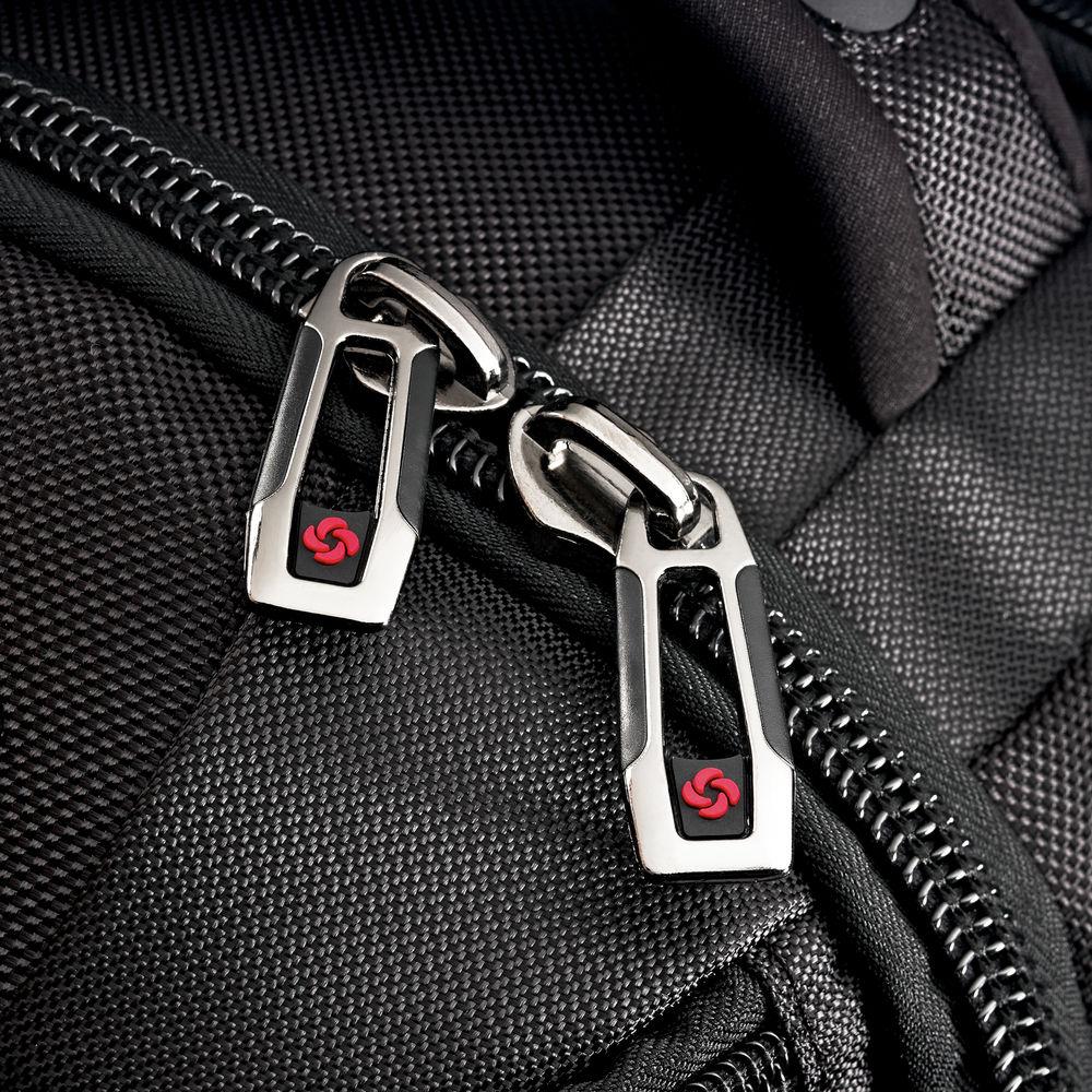 Samsonite Tectonic 17" Perfect Fit Laptop Backpack