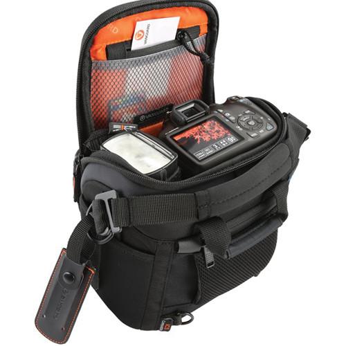 Vanguard Quovio 18 Shoulder Bag