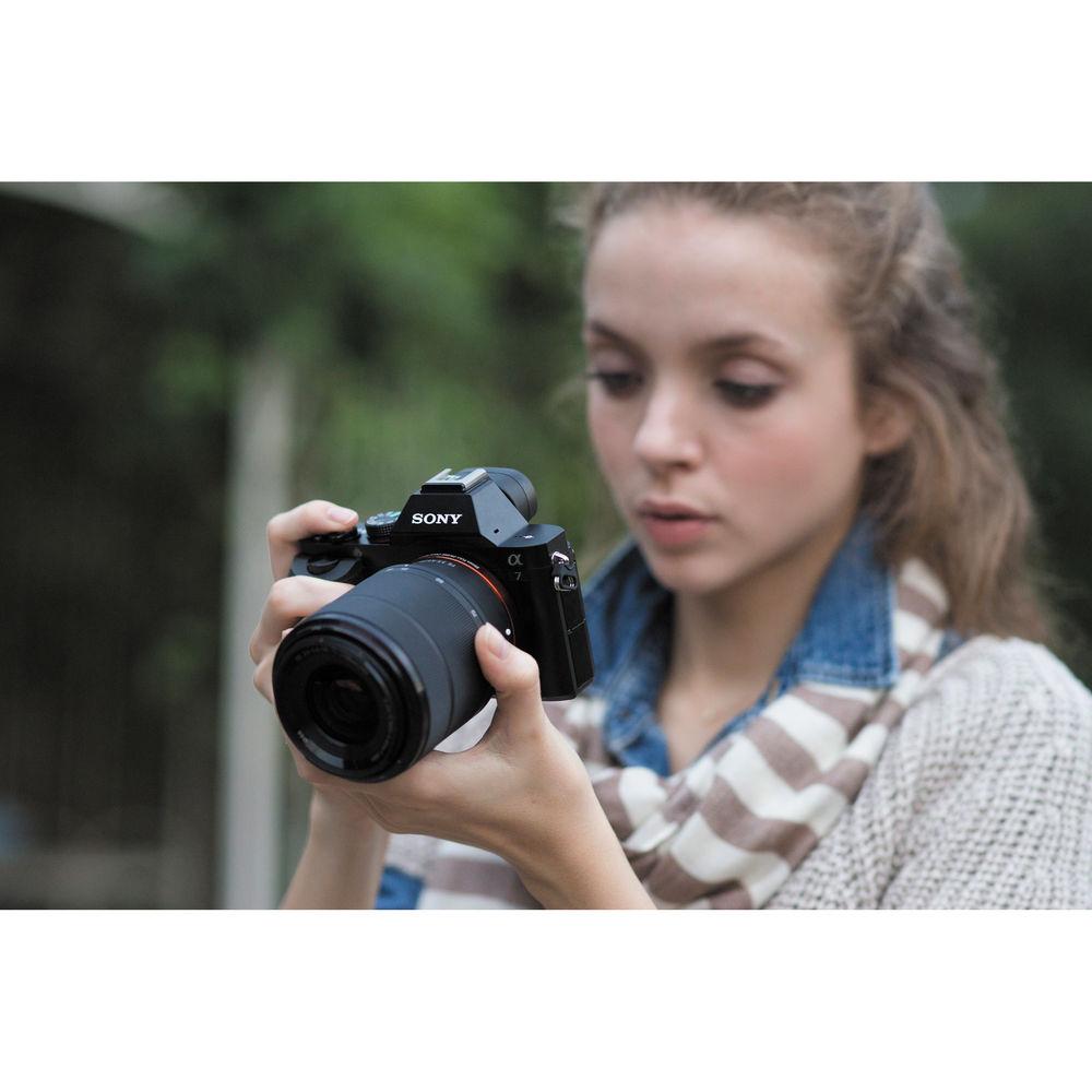 Sony Alpha a7 Mirrorless Digital Camera with FE 28-70mm f 3.5-5.6 OSS Lens