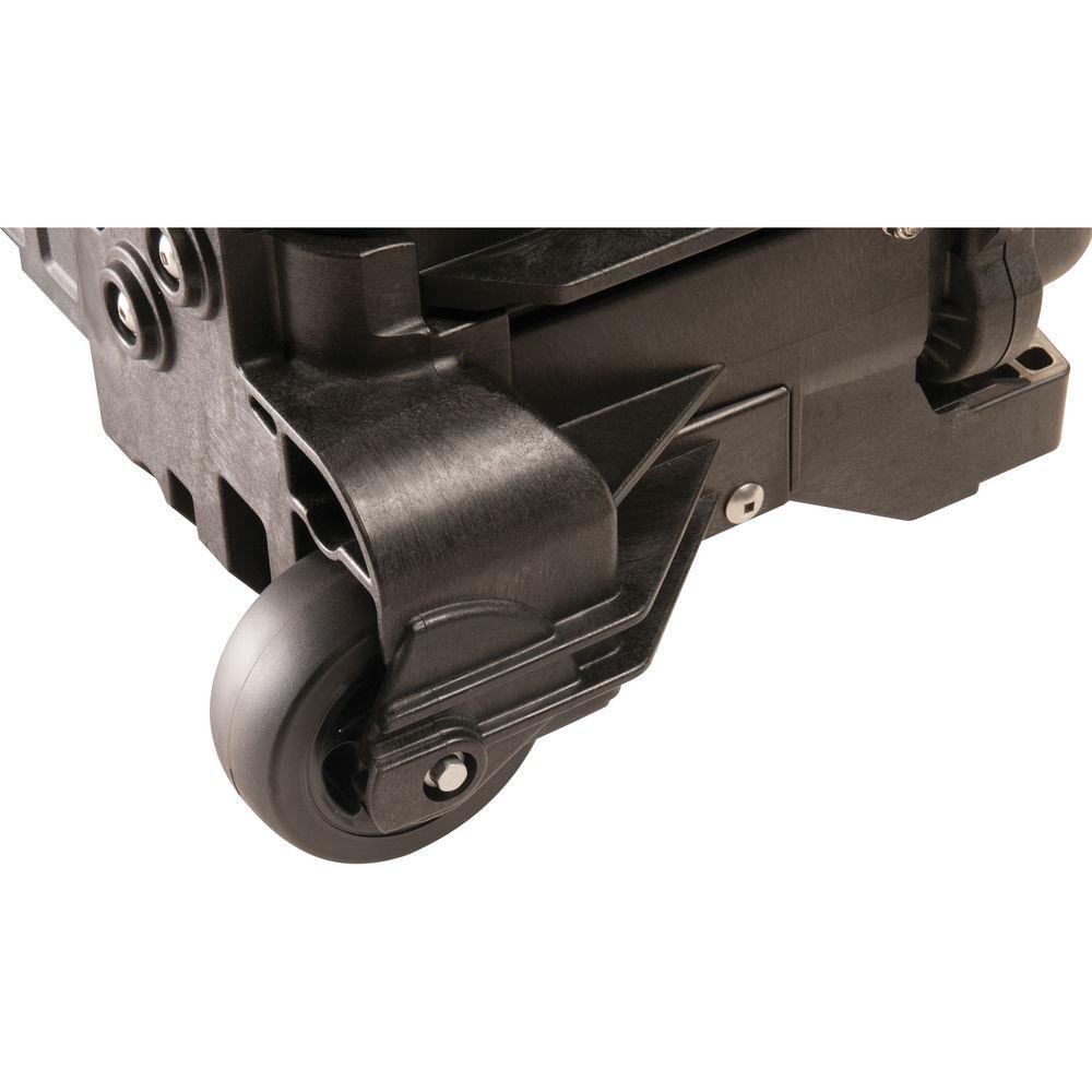 Pelican 1610M Case and Mobility Kit with Foam