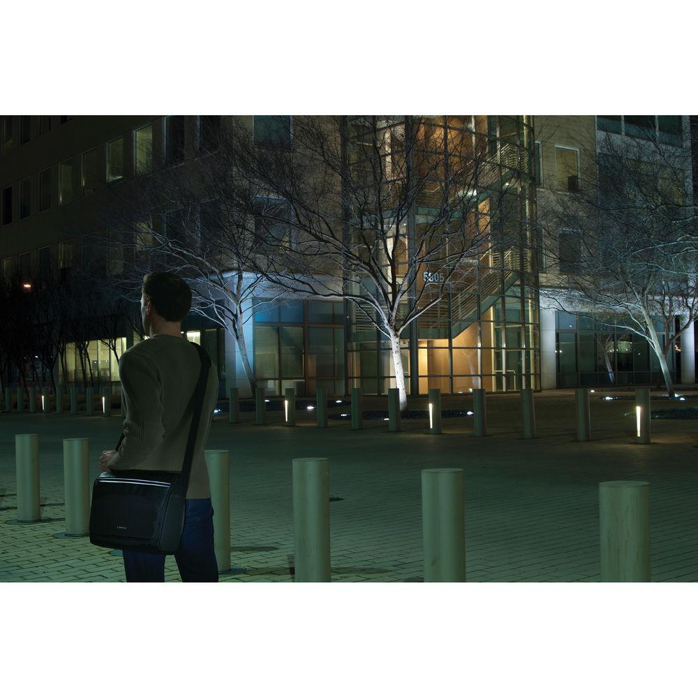 Kensington Triple Trek Ultrabook Optimized Messenger Bag