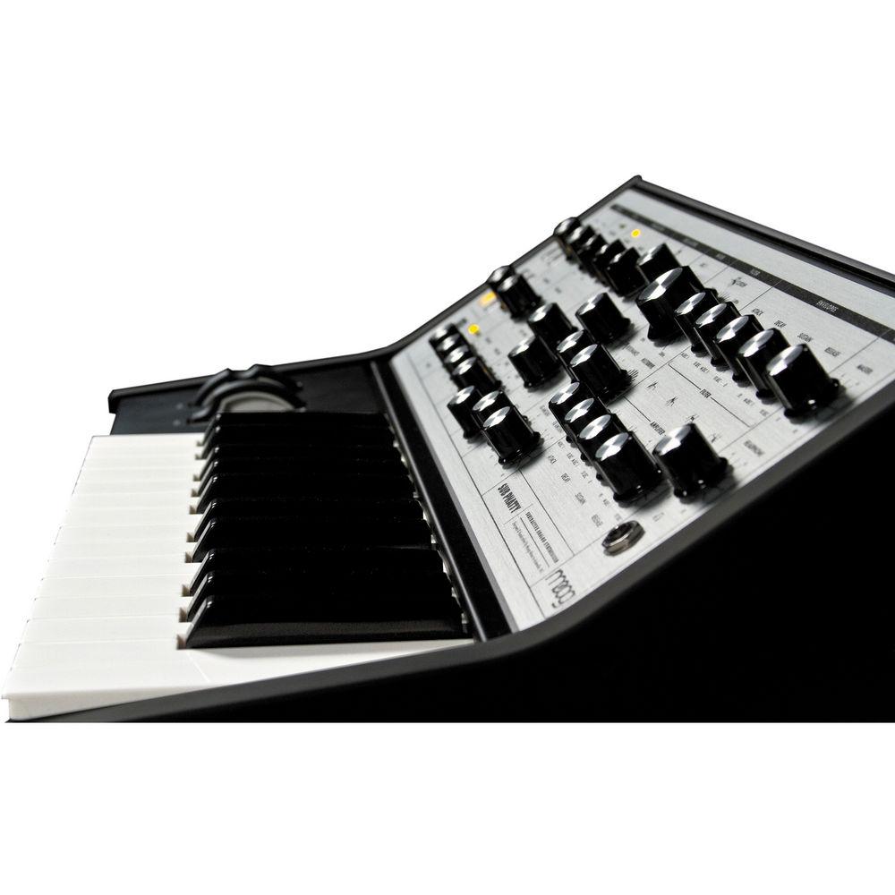 Moog Sub Phatty Monophonic Analog Synthesizer