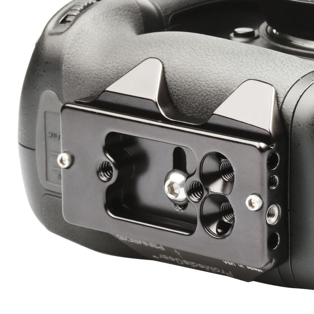 ProMediaGear Nikon D7100 MB-D15 Grip Bracket Plate