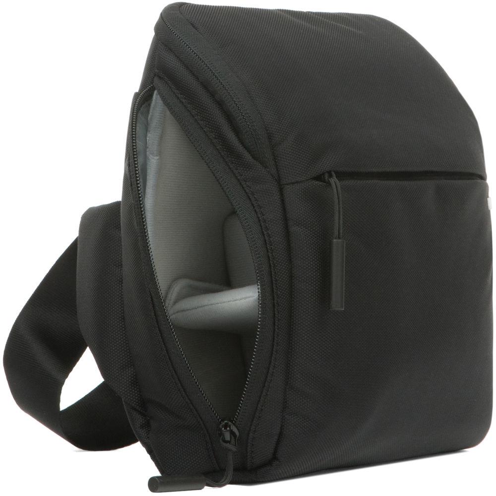 Incase Designs Corp Point and Shoot Field Bag