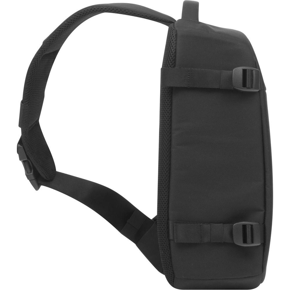 Incase Designs Corp DSLR Sling Pack