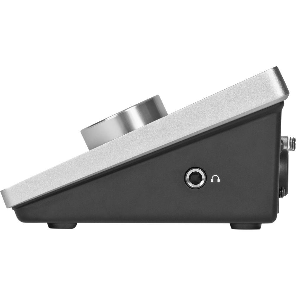 Apogee Electronics Quartet USB 2.0 Audio Interface for Mac, iOS & Windows 10 with Lightning Connector Cable