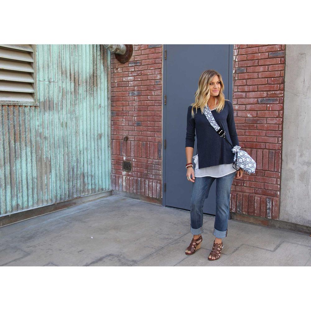 Capturing Couture Ocean Mirrorless Camera Protective Tote Bag