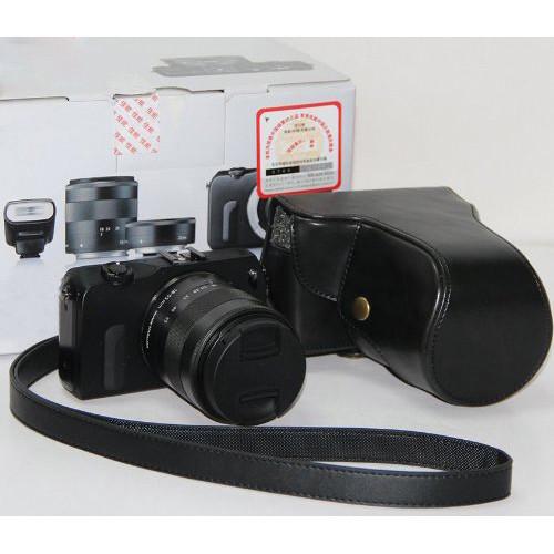 MegaGear Ever Ready Camera Case for Canon EOS M or M2