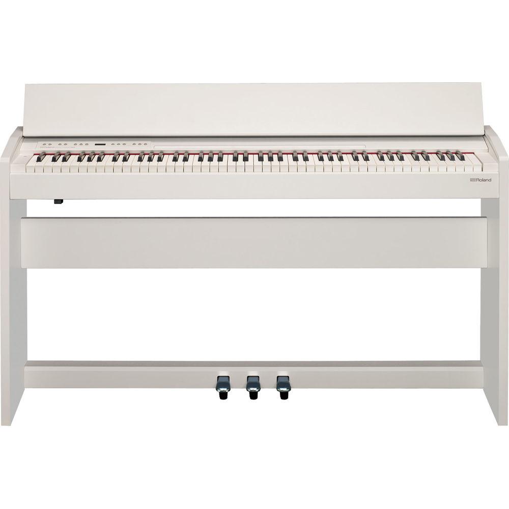 Roland F-140R Digital Piano