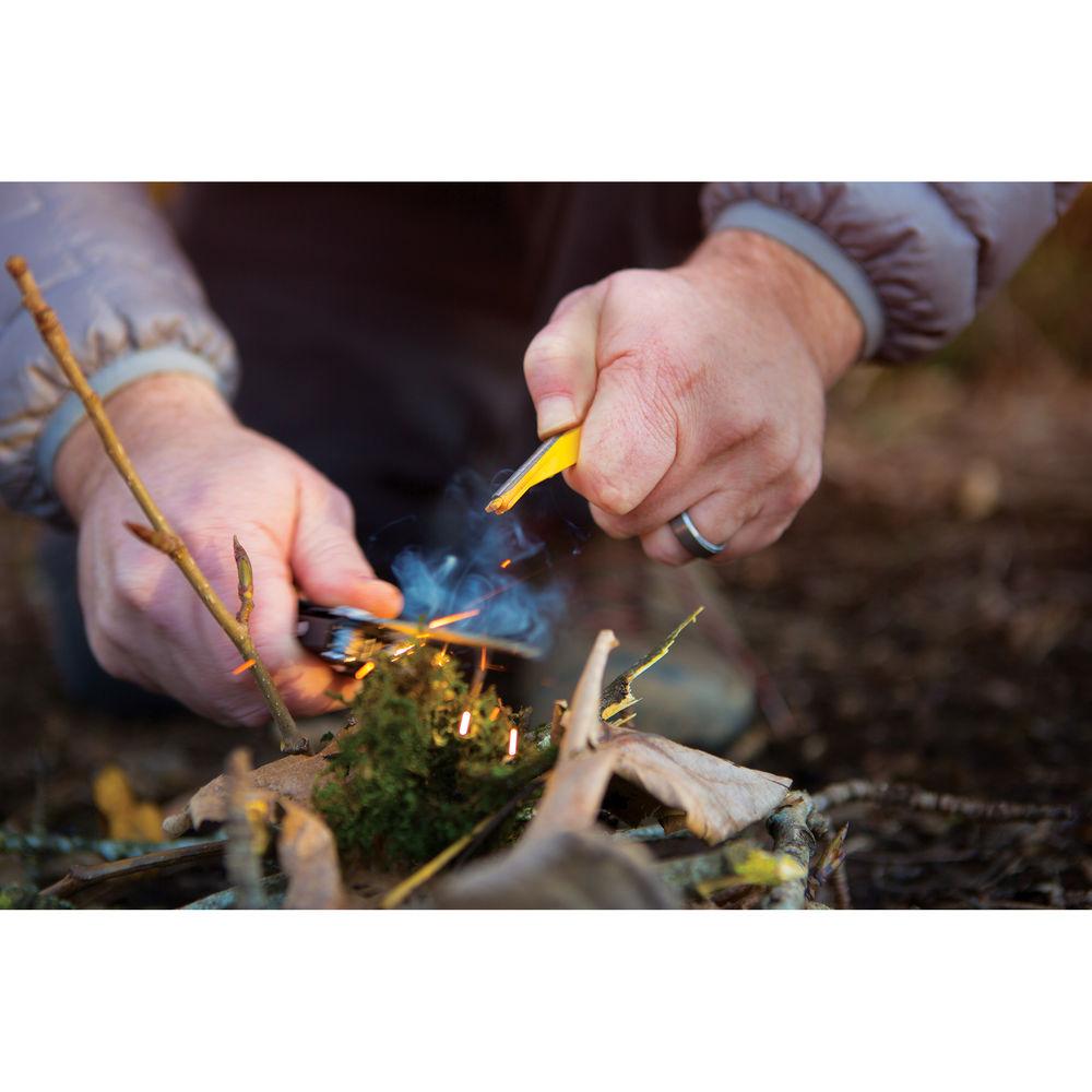 Leatherman Stainless Signal Multi-Tool