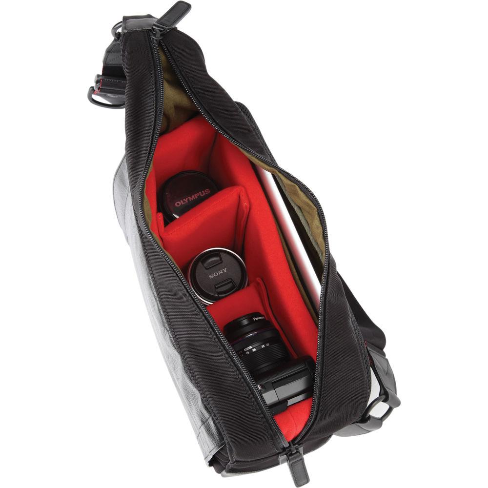 Artisan & Artist RR4-05C Camera Sling Bag