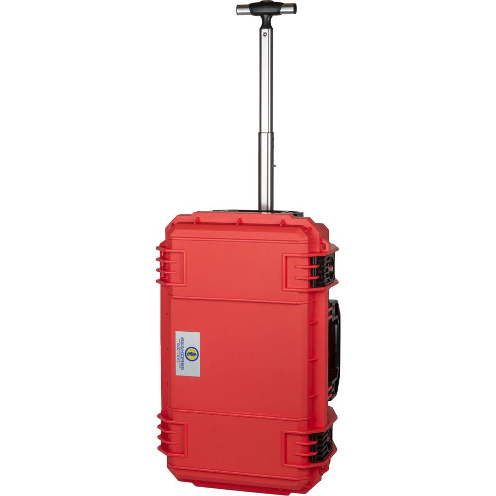 Seahorse SE830 Case with Telescoping Handle with Foam