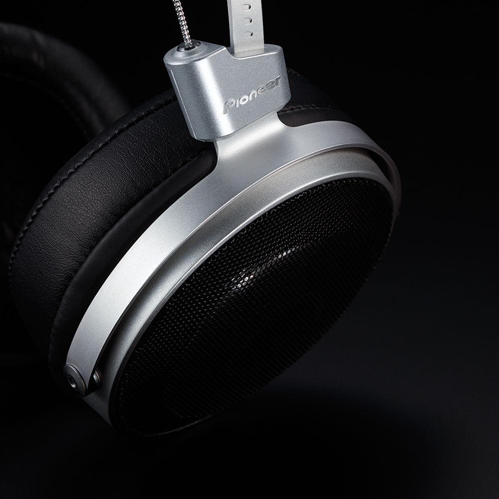 Pioneer SE-MASTER1 High-Resolution Stereo Headphones