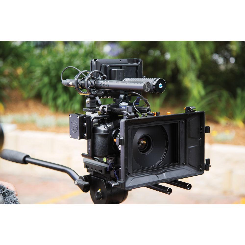 Rode NTG4 Shotgun Microphone with Digital Switches and Built-In Rechargeable Battery