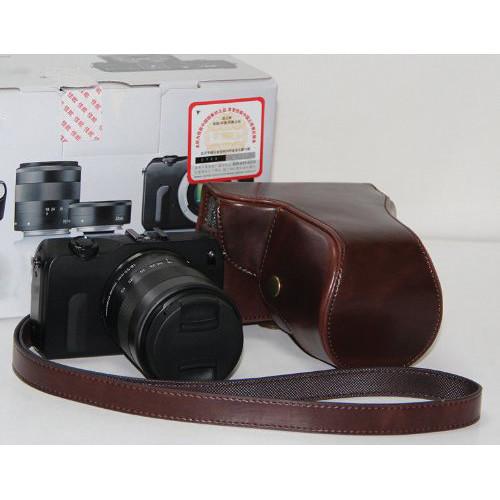 MegaGear Ever Ready Camera Case for Canon EOS M or M2