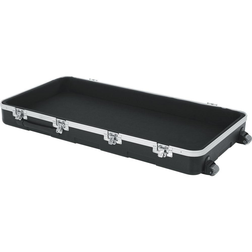 Gator Cases G-MIX-22x46 Rolling ATA Mixer Case with Lockable Recessed Latches and Pull-out Handle