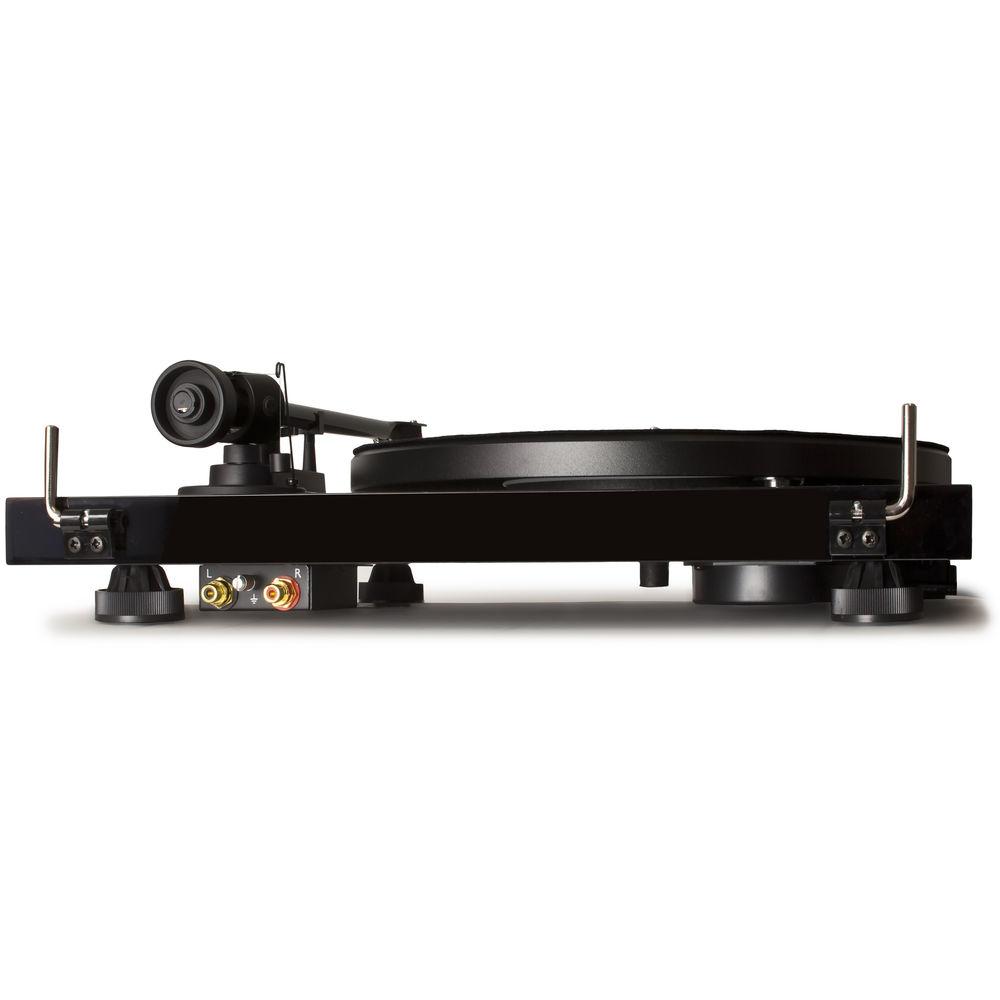Pro-Ject Audio Systems Debut Carbon DC Turntable with 8.6" Carbon Fiber Tonearm