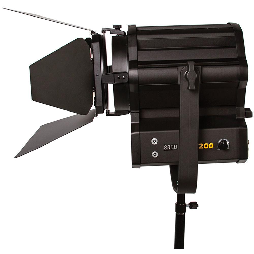 ikan White Star WS-F200 6" Fresnel 200W LED Light