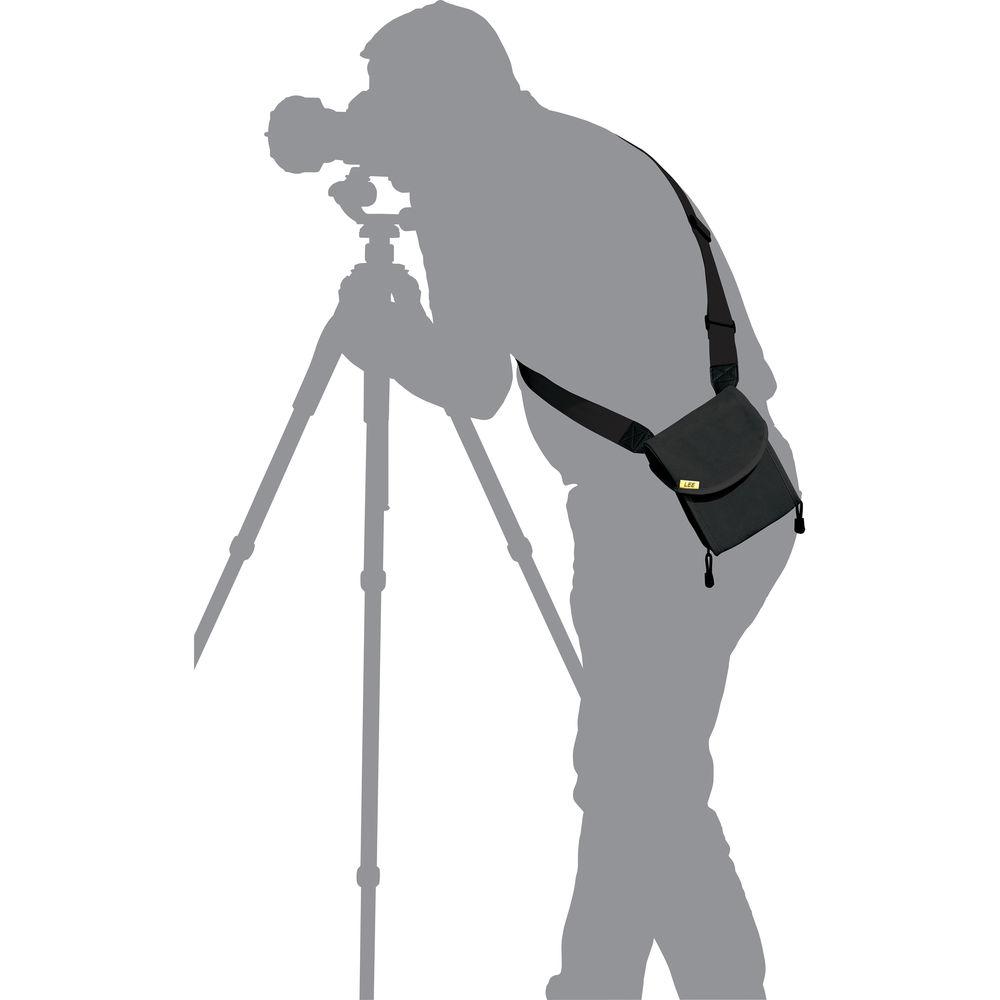 LEE Filters Field Pouch for Ten 100 x 150mm Filters