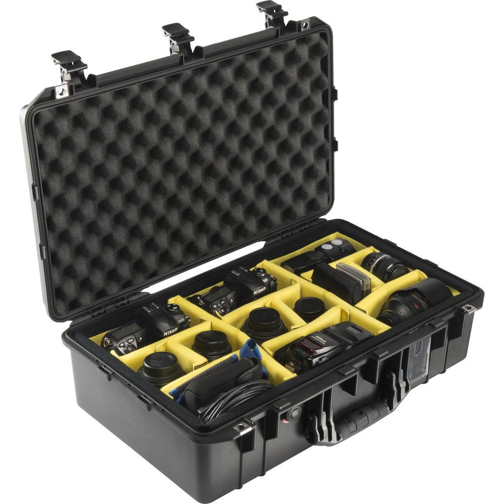 Pelican 1555AirWD Carry-On Case with Dividers