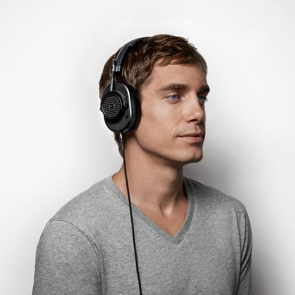 Master & Dynamic MH40 Over-Ear Headphones