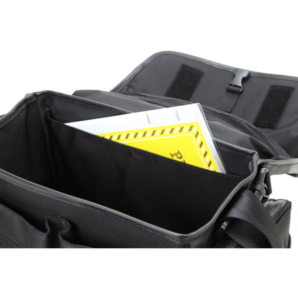 Artisan & Artist WCAM-8500N Waterproof Shoulder Bag