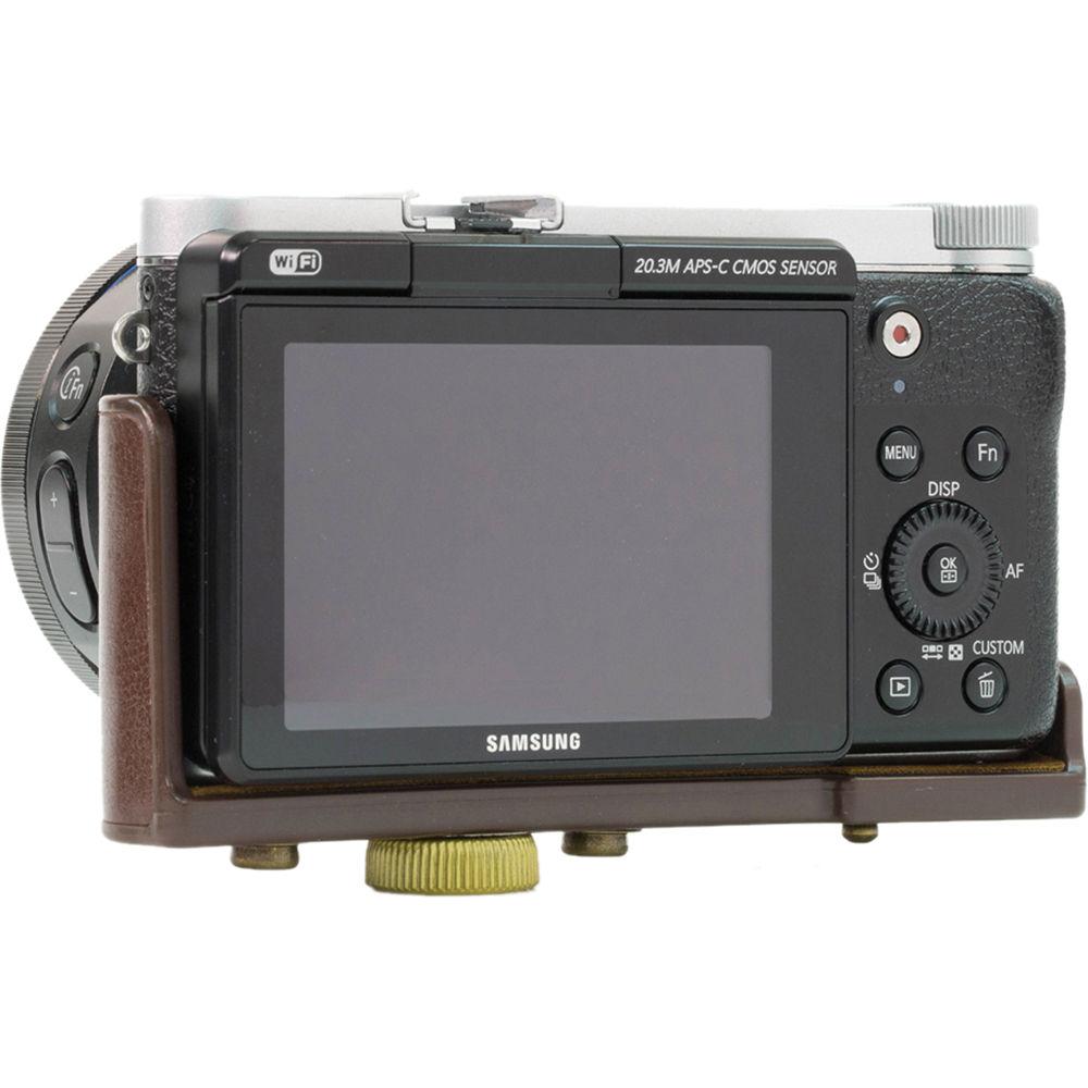 MegaGear MG398 Ever Ready Protective Camera Case for Samsung NX3000 with 20-50mm Lens