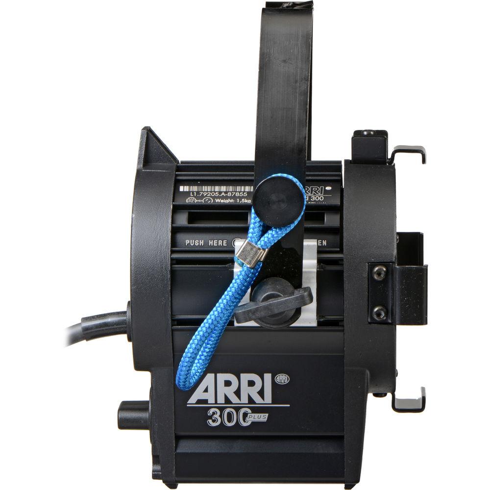 ARRI PLUS 300 Watt Fresnel, Hanging, Manual Control - Black