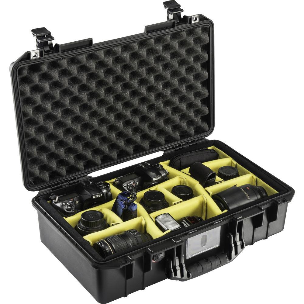 Pelican 1525 AirWD Carry-On Case with Dividers