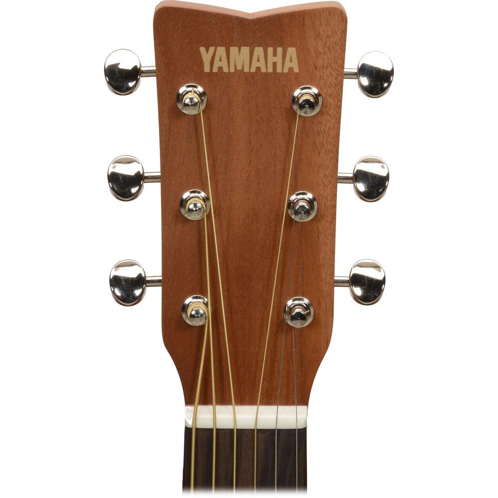 Yamaha JR1 - 3 4-Size Mini Folk Guitar
