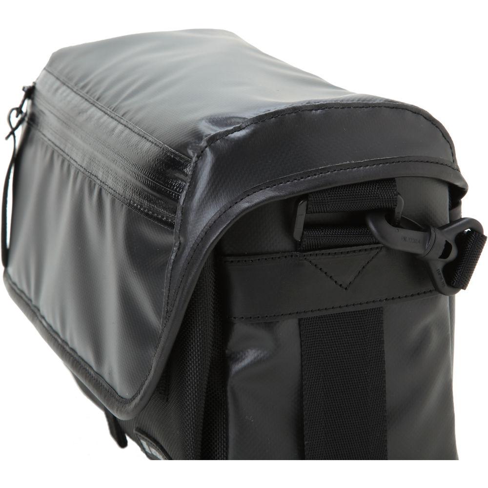 Artisan & Artist WCAM-7500N Waterproof Shoulder Bag