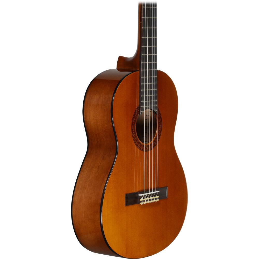 Yamaha CGS102AII- 1 2-Size Nylon-String Classical Guitar