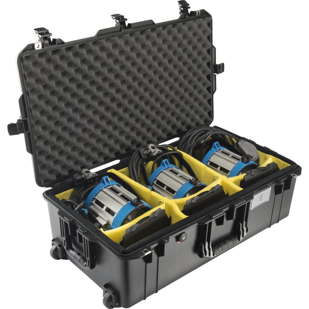 Pelican 1615AirWD Wheeled Check-In Case with Dividers